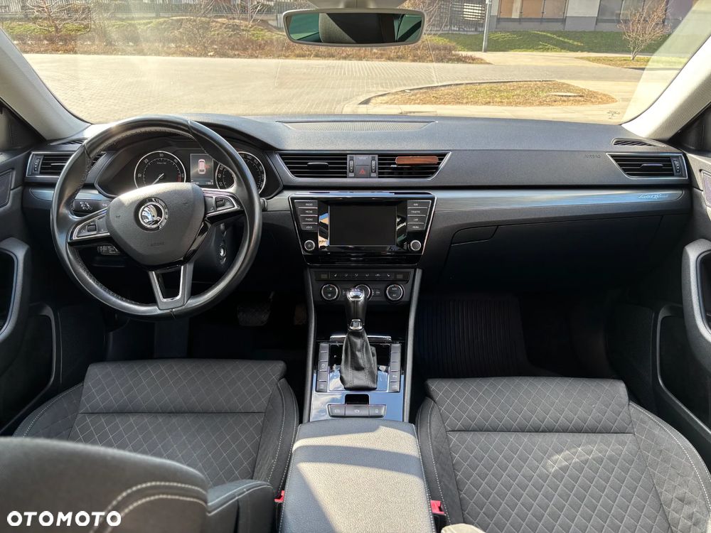 Skoda Superb 2.0 TDI DSG Style - 16