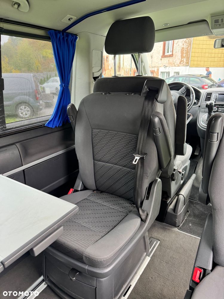 Volkswagen Multivan - 17