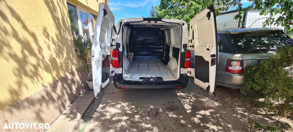 Opel Vivaro - 8
