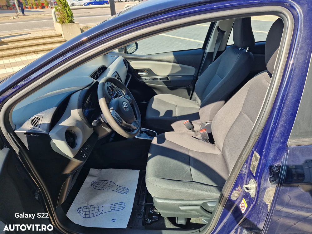Toyota Yaris 1.5 VVT-i HSD Terra - 9