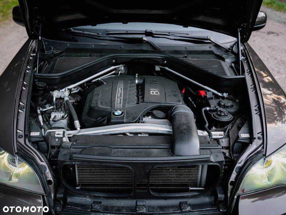 BMW X5 xDrive35i - 34