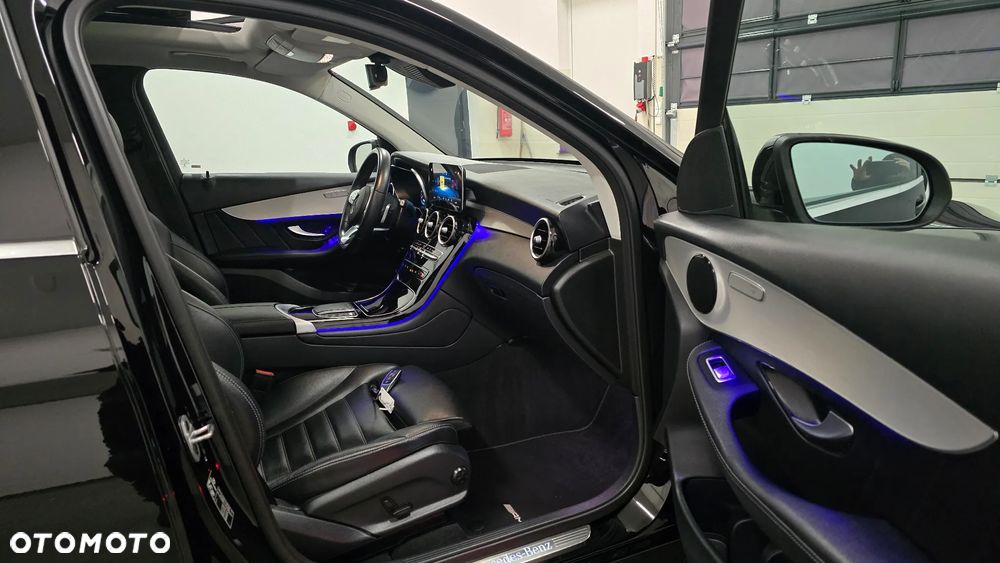 Mercedes-Benz GLC 300 de 4Matic 9G-TRONIC AMG Line Plus - 8