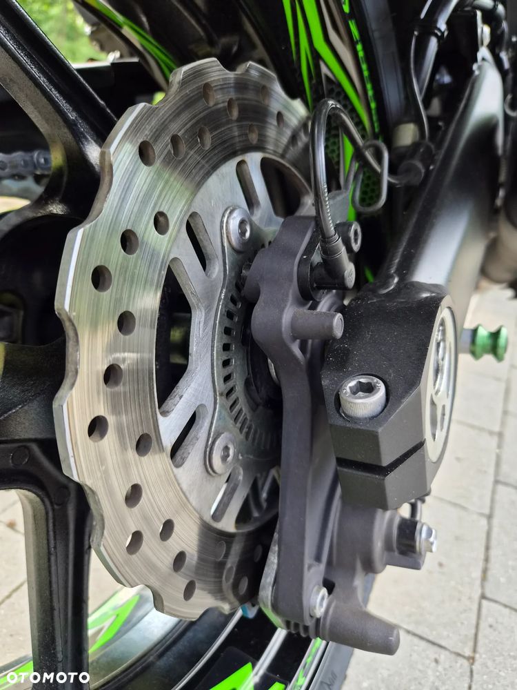 Kawasaki Ninja 1000 SX - 18