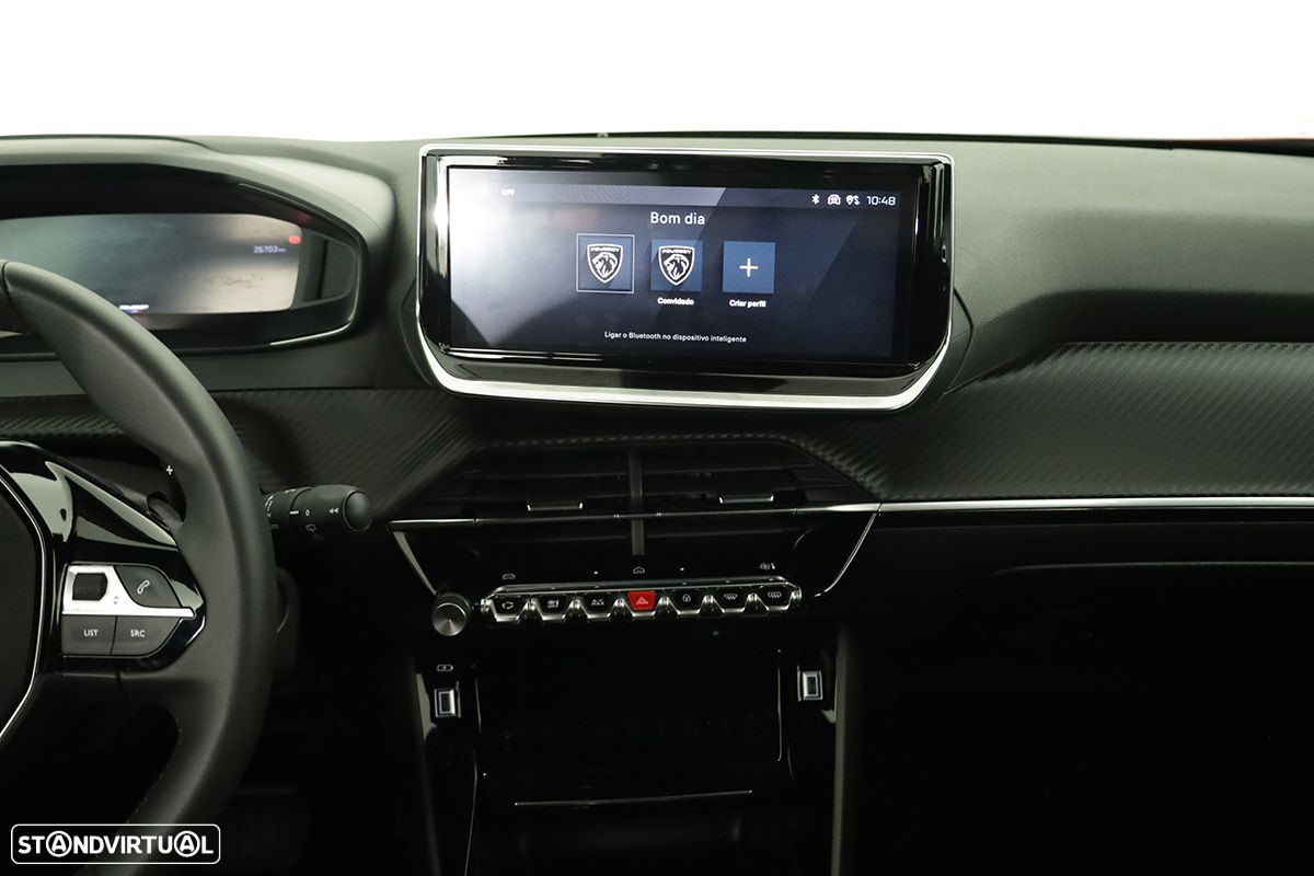 Peugeot 2008 1.2 PureTech Allure EAT8 - 9