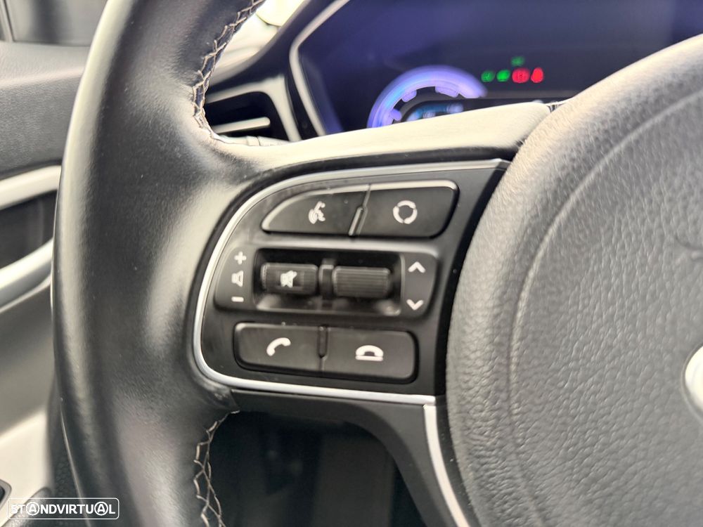 Kia Niro 1.6 GDi HEV Urban - 23