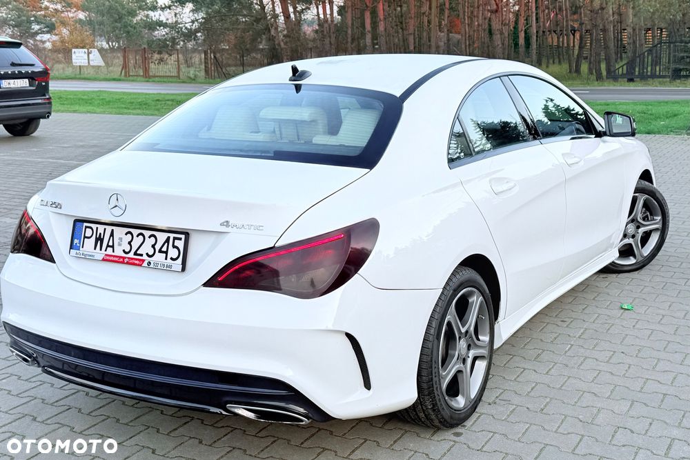 Mercedes-Benz CLA 250 4-Matic AMG Line - 2
