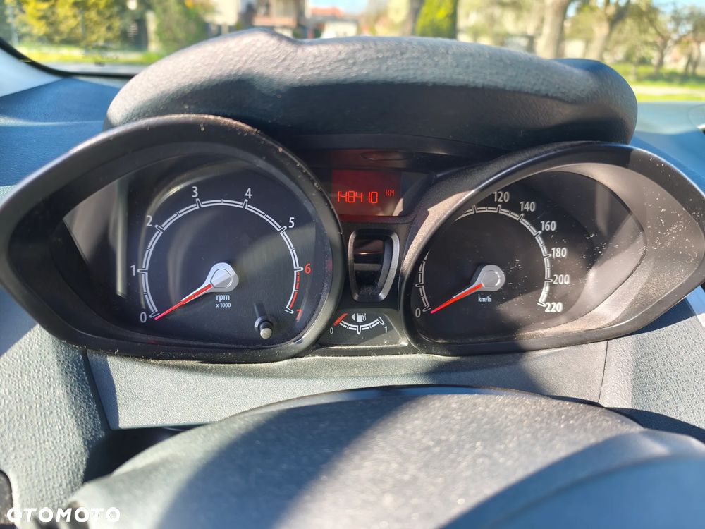 Ford Fiesta 1.4 Champions Edition - 7