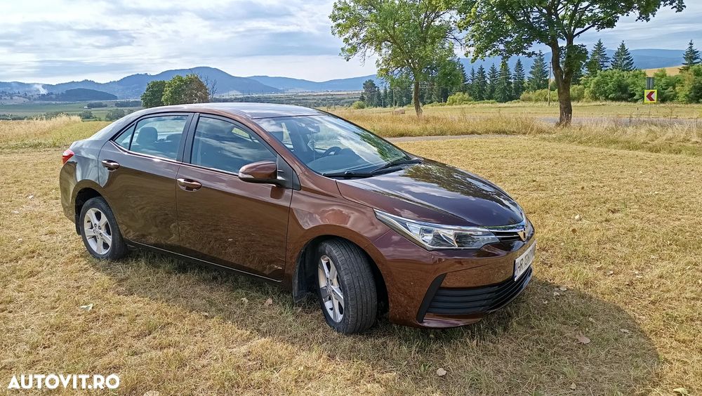 Toyota Corolla 1.6 Valvematic Luna - 2