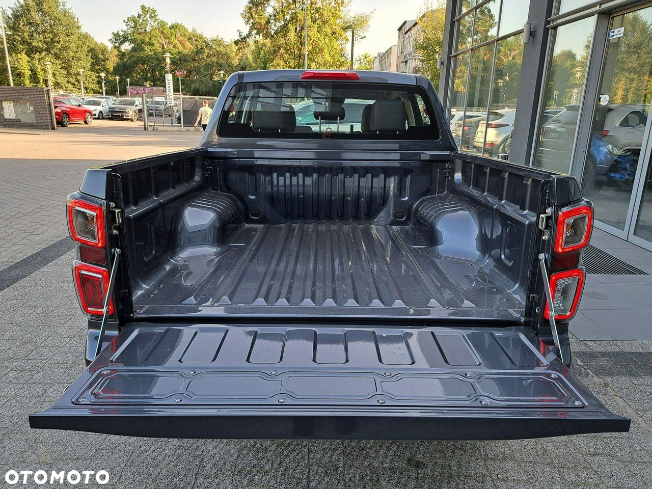 Isuzu D-Max - 38