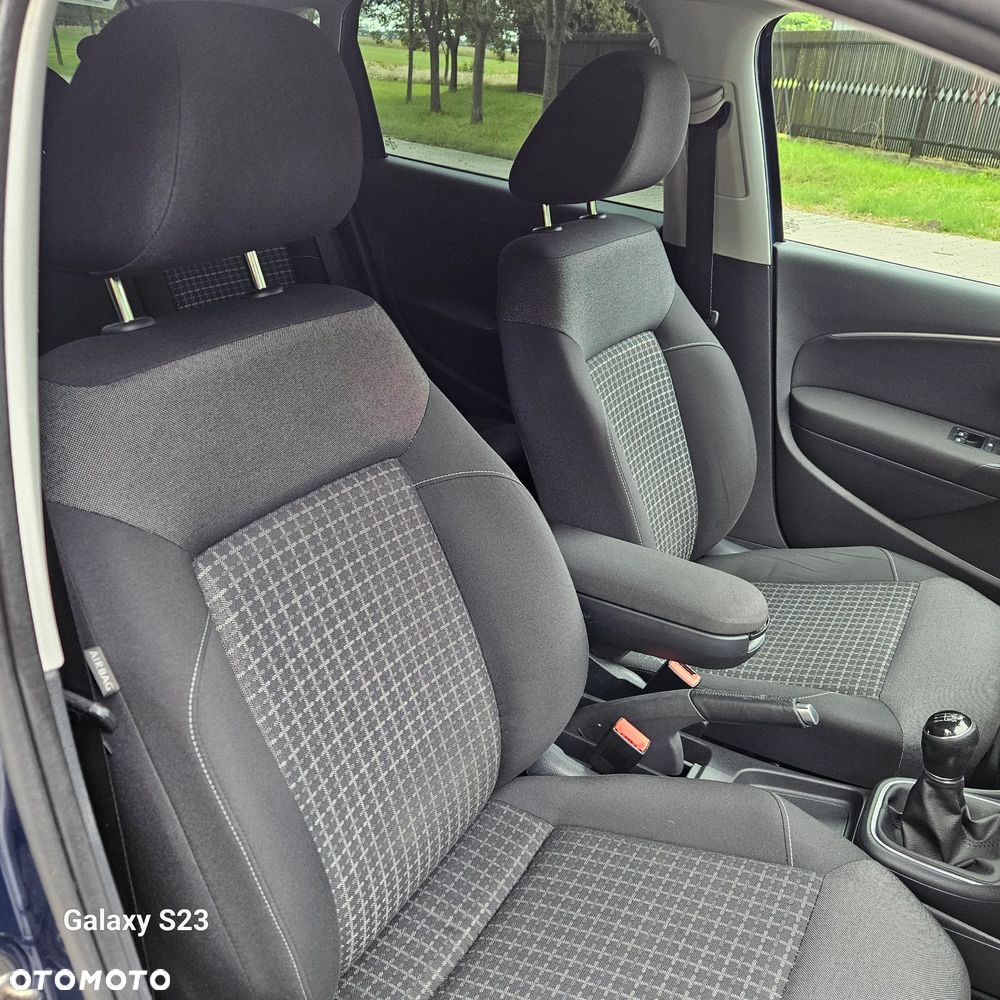 Volkswagen Polo 1.0 Comfortline - 25