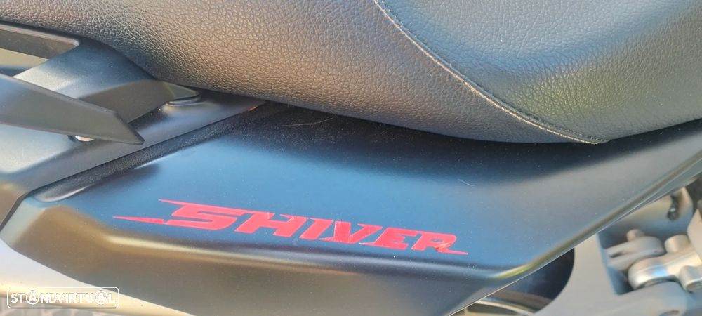 Aprilia Shiver - 8