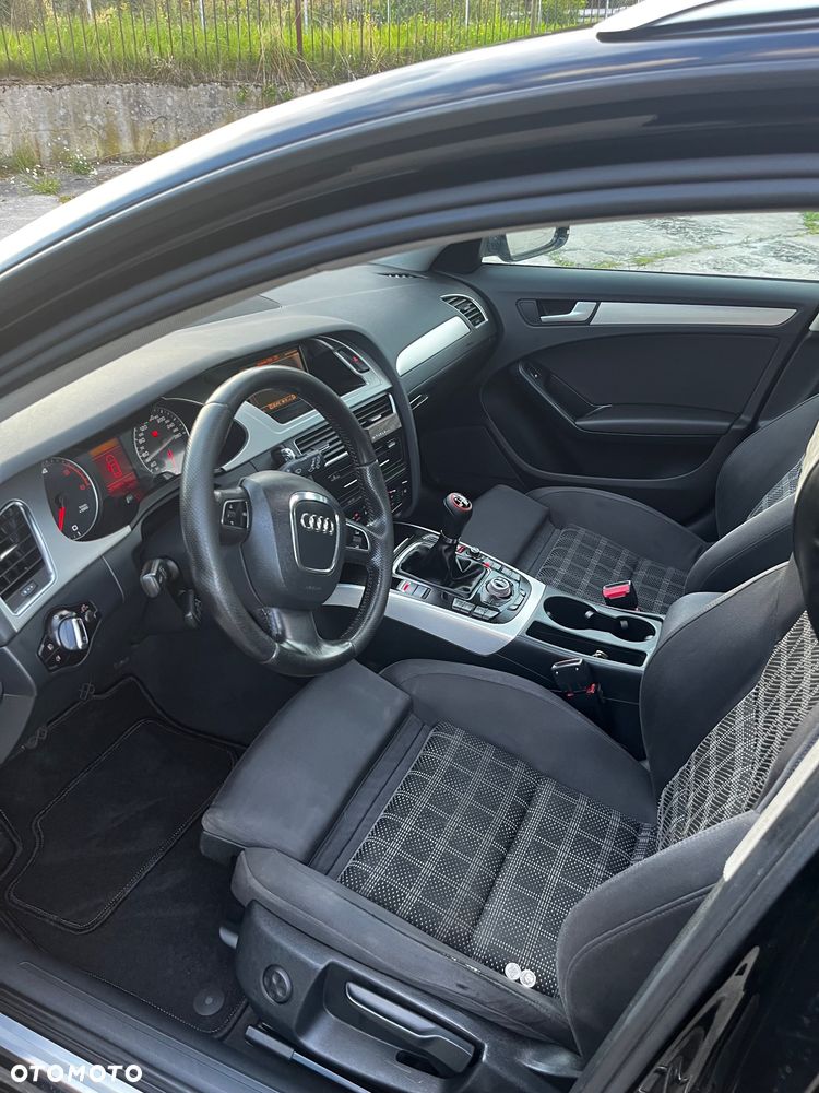 Audi A4 Avant 2.0 TDI - 16