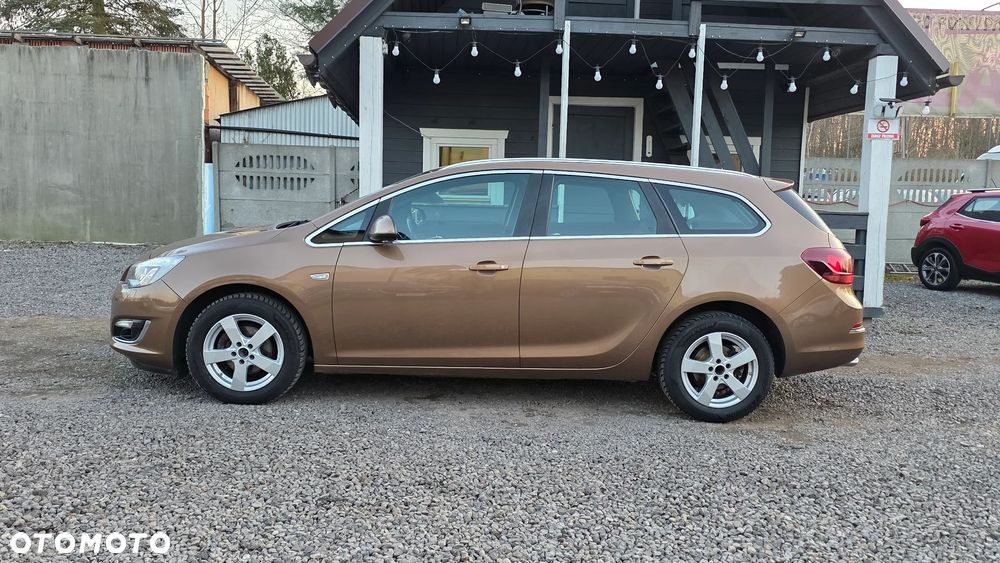 Opel Astra 1.4 T Cosmo - 23