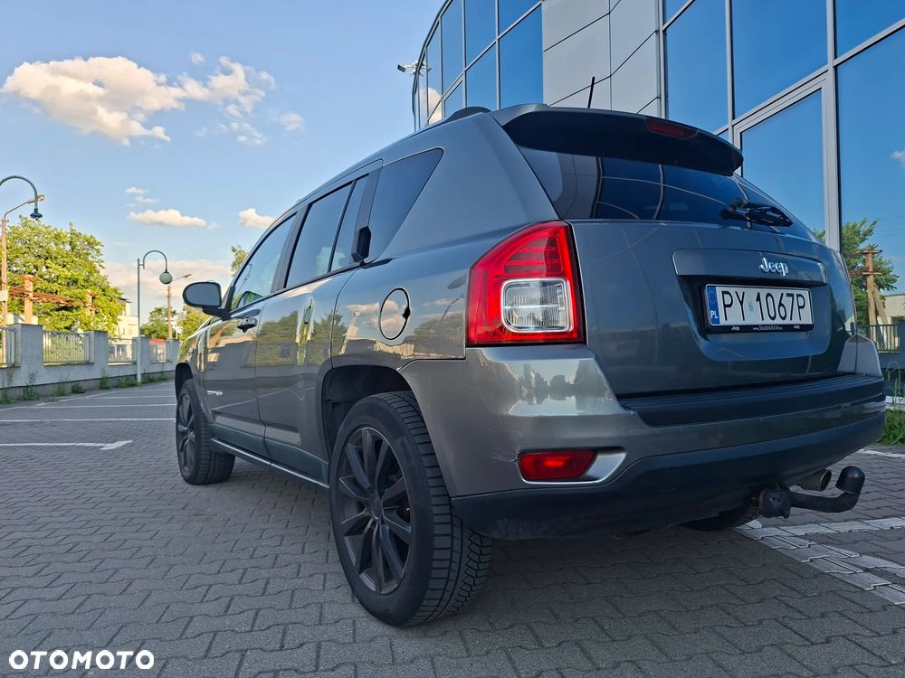 Jeep Compass - 23
