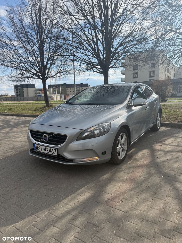 Volvo V40 D2 - 1