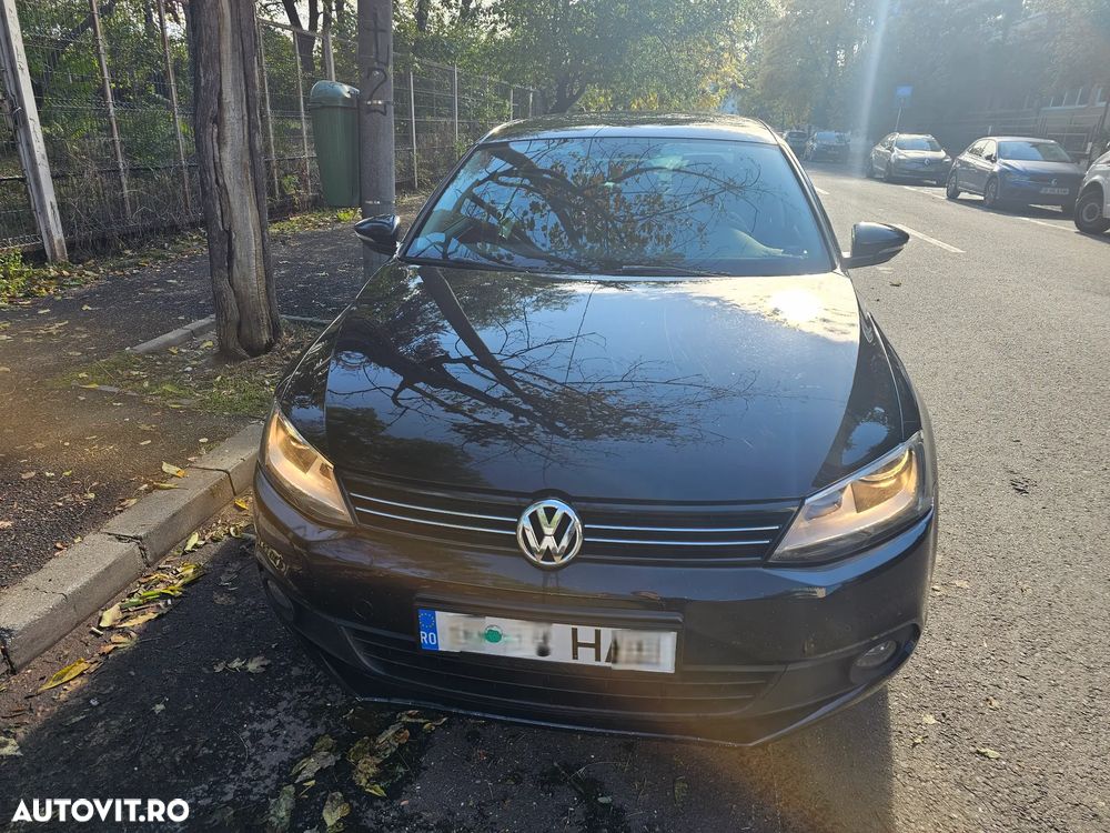 Volkswagen Jetta 1.6 TDI DPF Comfortline DSG - 3