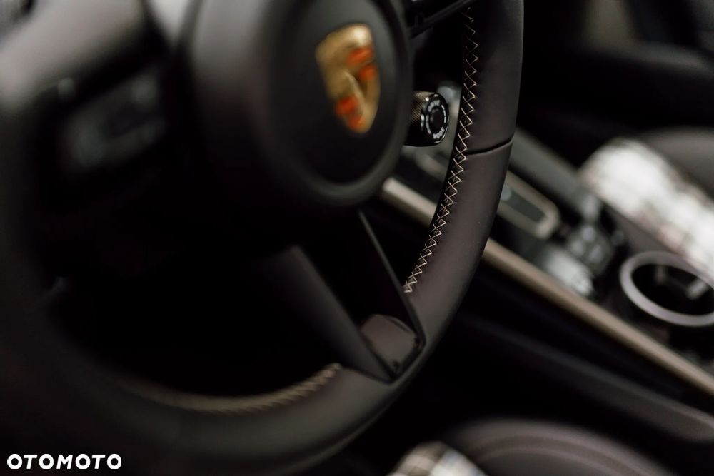 Porsche 911 Turbo 50 Years - 27