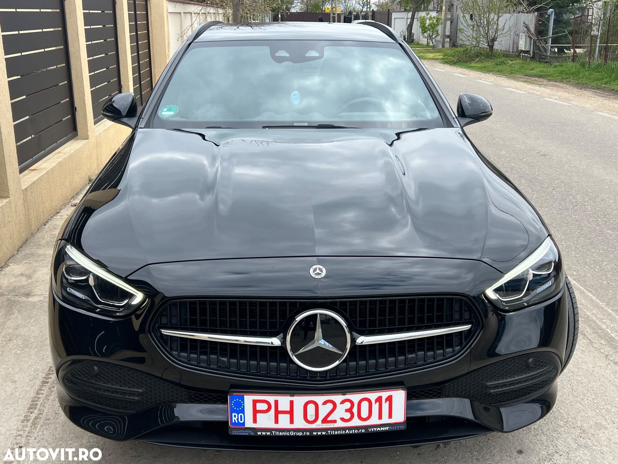 Mercedes-Benz C 300 e T 9G-TRONIC Avantgarde Advanced - 1