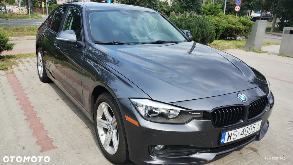 BMW Seria 3 320i xDrive - 6