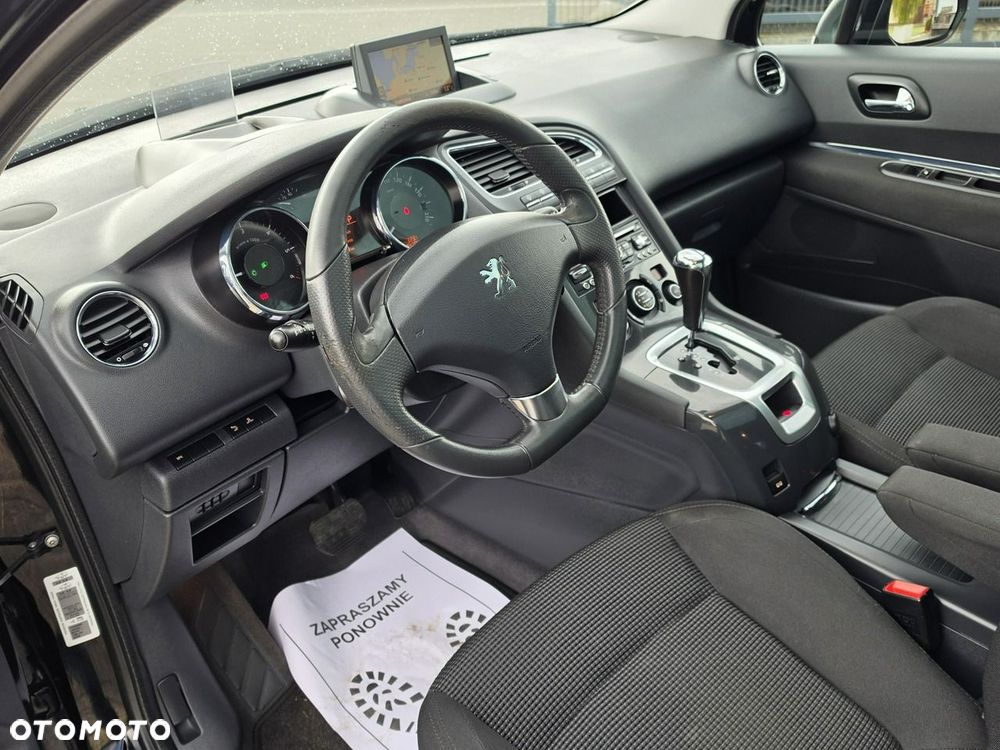 Peugeot 5008 - 21