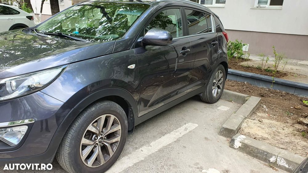 Kia Sportage 1.6 GSL MT 4x2 STYLE - 2
