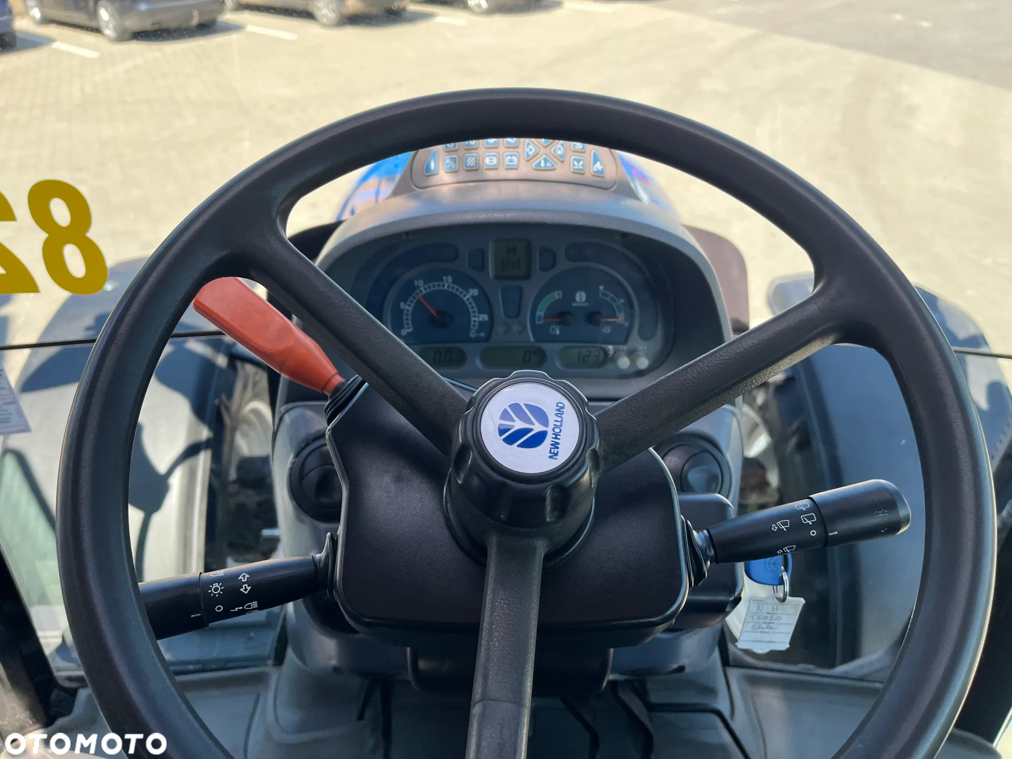 New Holland T6020 - 12