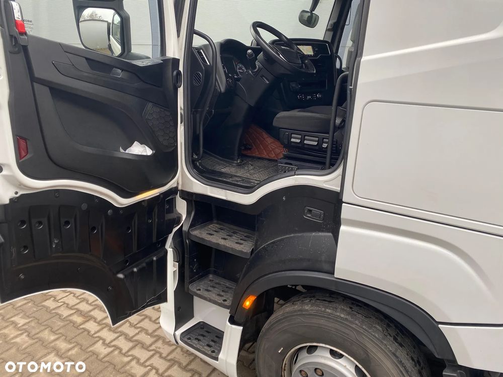 Iveco S-WAY AS440S49T/P (STANDARD) - 21