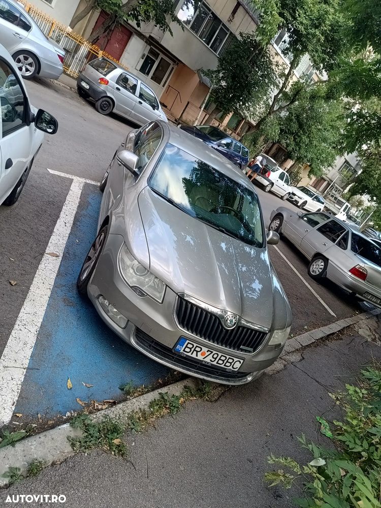 Skoda Superb 1.6 TDI Active - 1