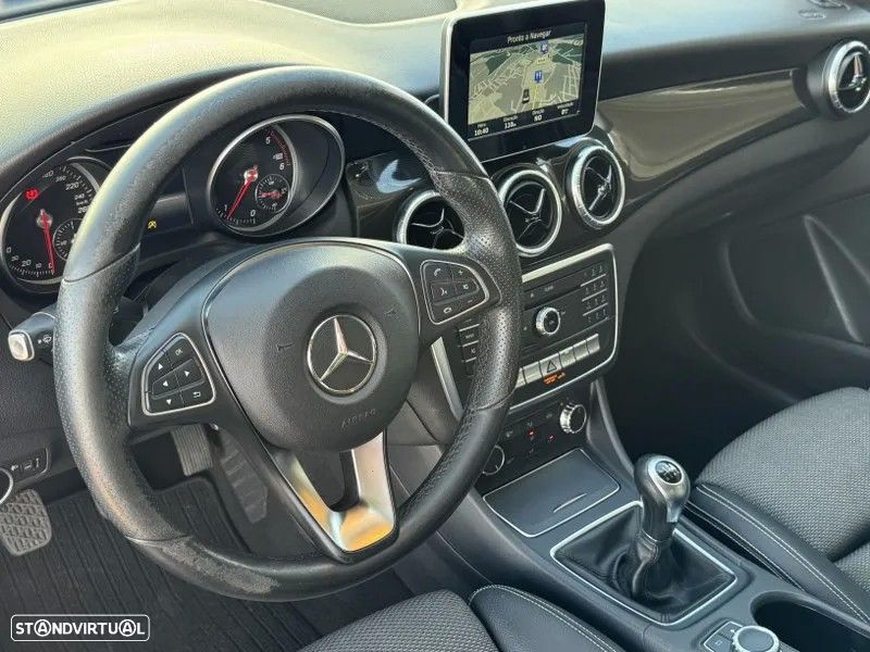 Mercedes-Benz CLA 180 d Shooting Brake Fleet Pack Plus - 5