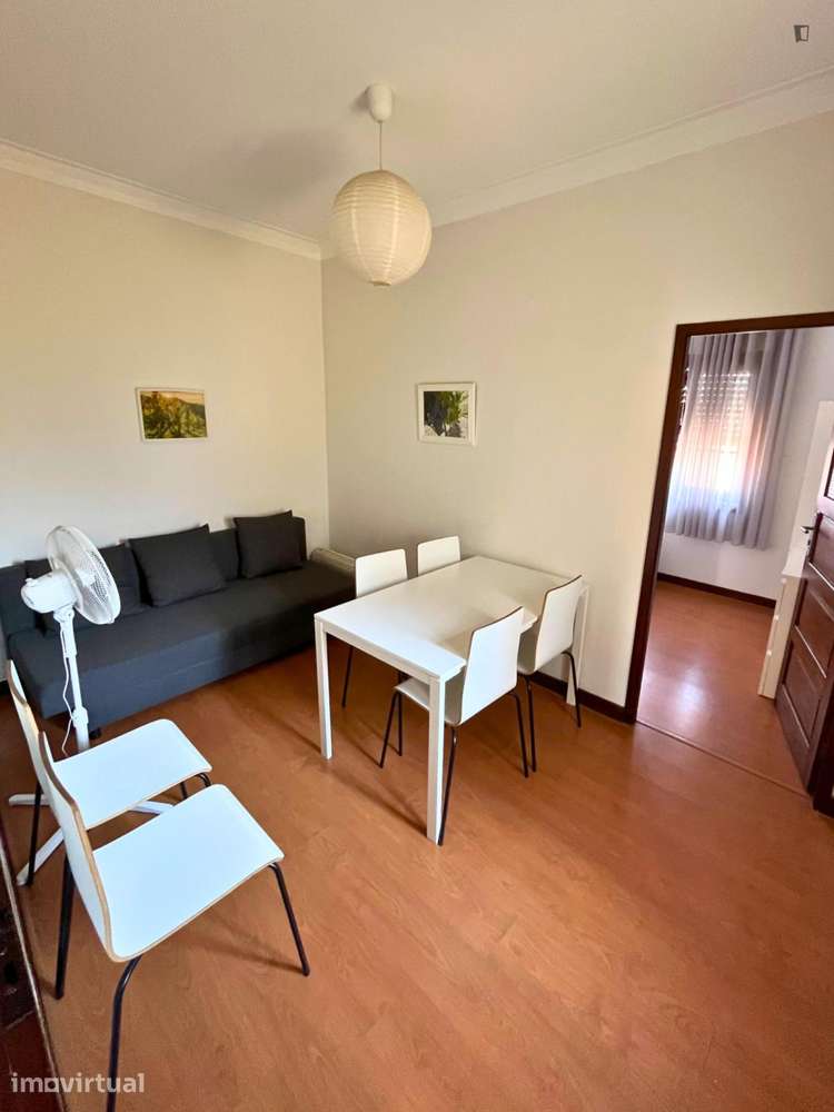 Apartamento com 3 quartos - localizado em Cedofeita Porto - Grande imagem: 2/9