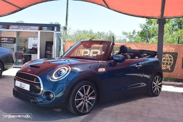 MINI Cabrio - 1