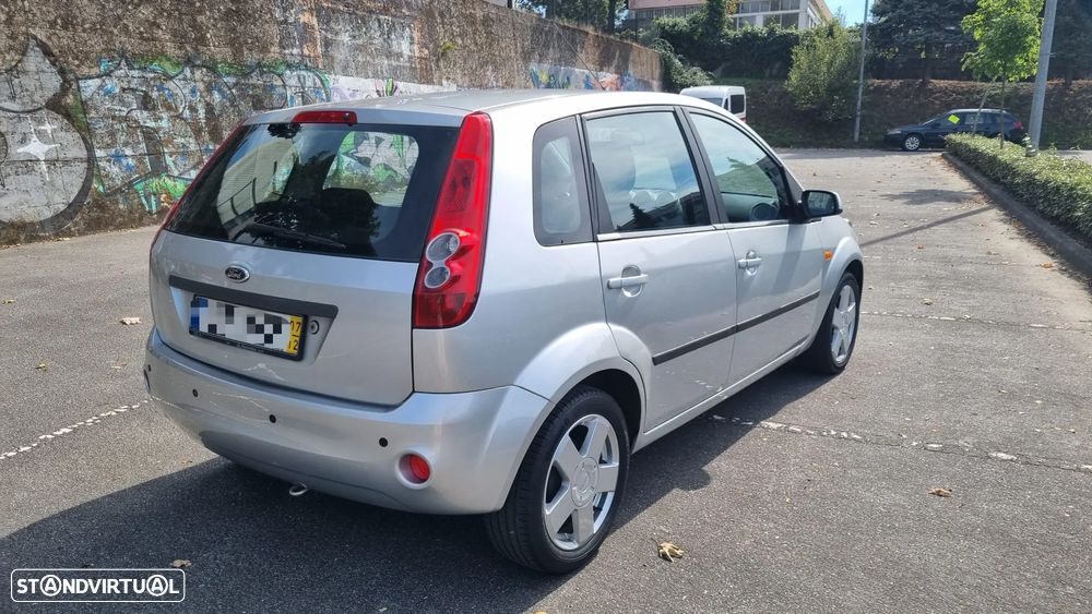 Ford Fiesta 1.25 Zetec - 4