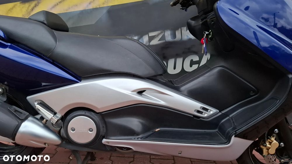 Yamaha Tmax - 7