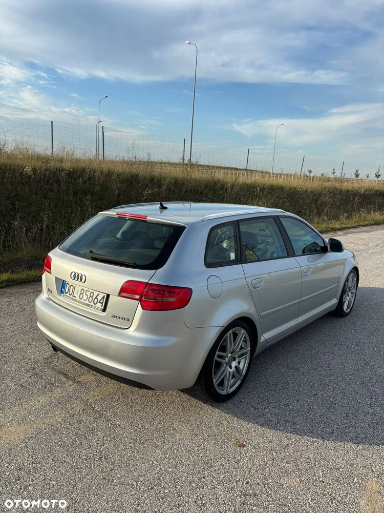 Audi A3 Sportback - 7