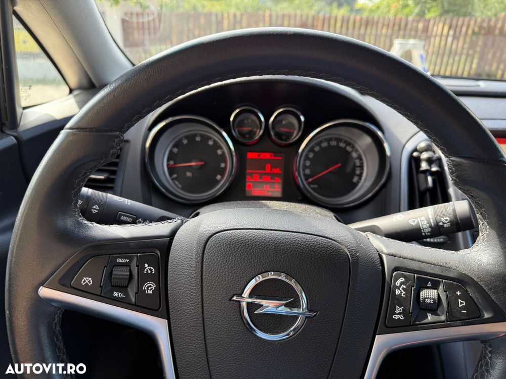 Opel Astra 1.4 Turbo ECOTEC Enjoy - 18