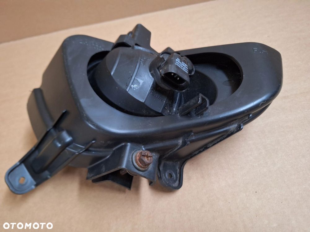 HYUNDAI I30 LIFT 09- 10-12 BDB ORYGINAŁ KPL NIE KLEJONY! DEMONTAŻ HALOGEN PRAWY W ZDERZAK PRZÓD PRZEDNI WYSYŁKA 24H - 9