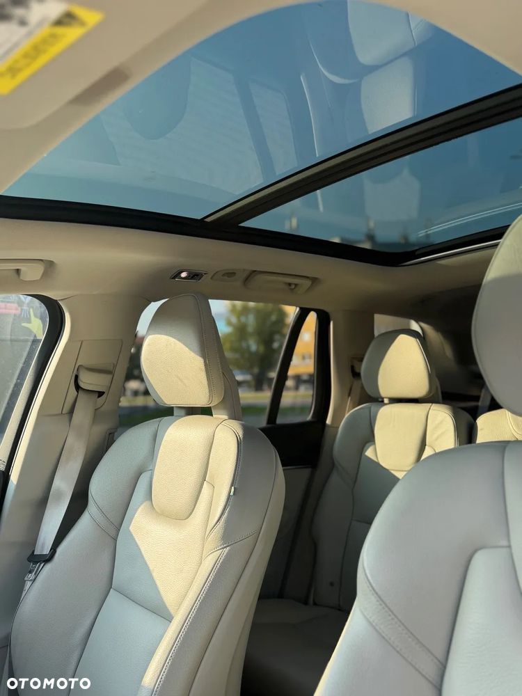 Volvo XC 90 - 19