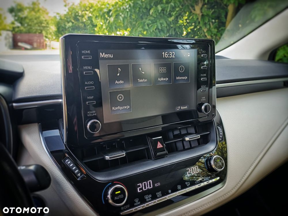 Toyota Corolla 1.8 Hybrid Comfort - 8