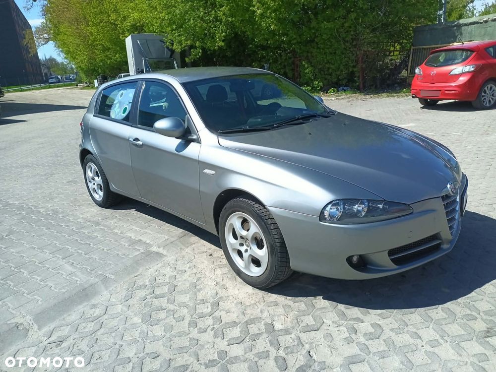 Alfa Romeo 147 1.6 Twin Spark ECO Impression - 2