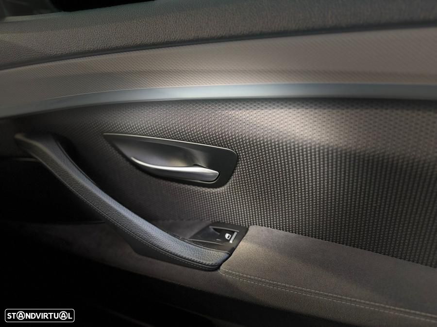 BMW 520 d Pack M - 11