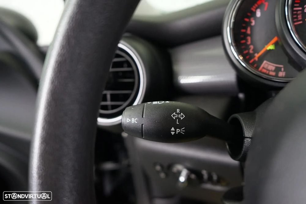 MINI 3 Portas One - 20