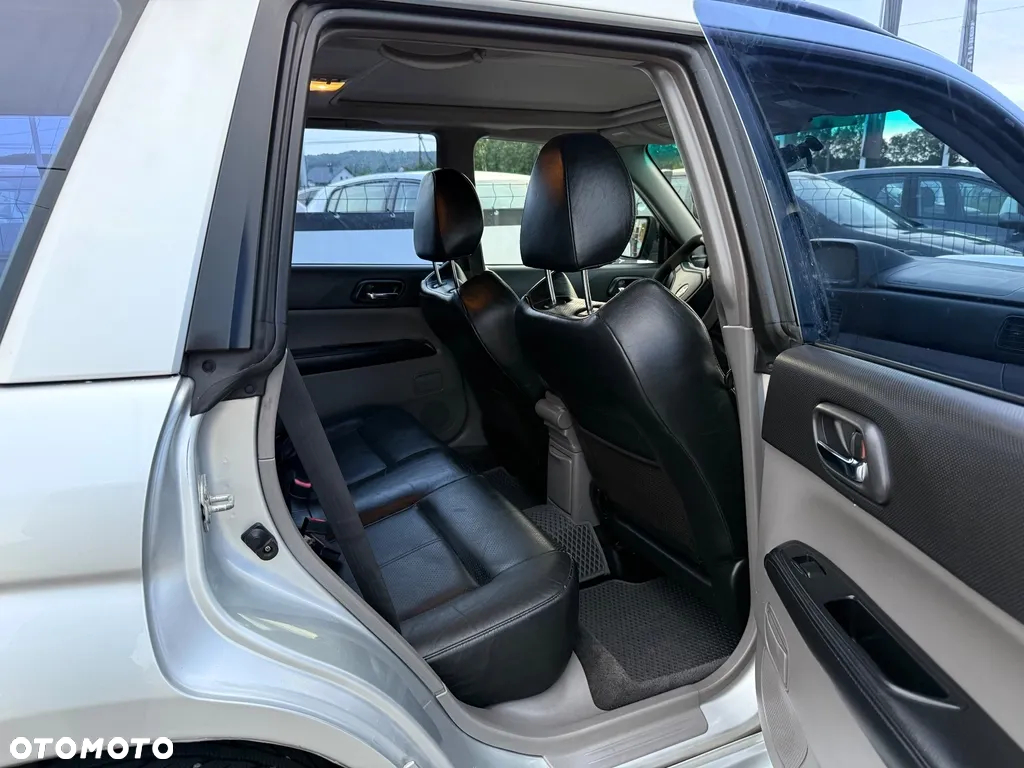 Subaru Forester 2.5XT Automatik Turbo - 31