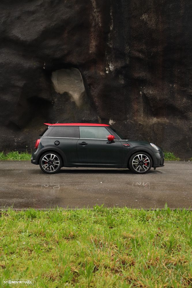 MINI 3 Portas John Cooper Works Plus Auto Desportiva - 3