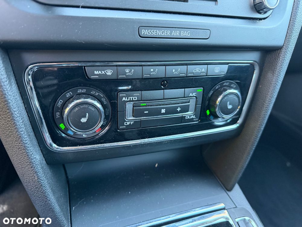 Skoda Superb 1.6 TDI Active DSG - 21