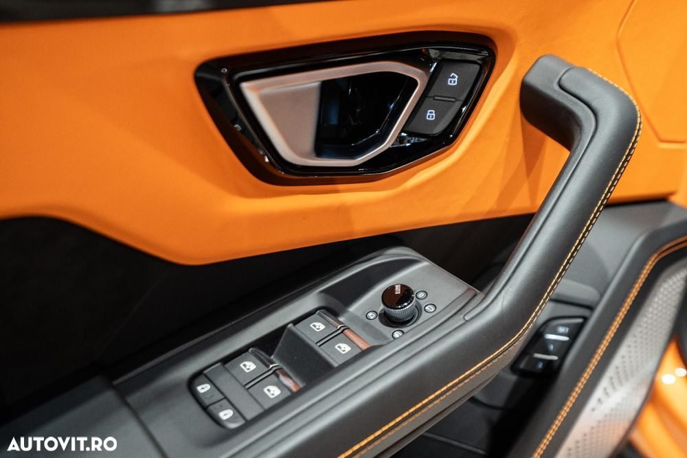 Lamborghini URUS - 25