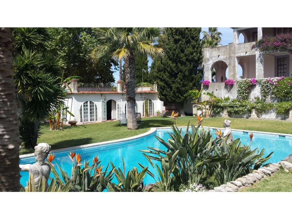 Palacete do séc. XVIII, com jardim e piscina para venda em Almada - Grande imagem: 4/52