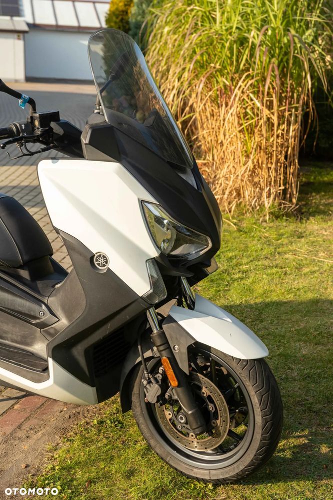 Yamaha X-max - 16