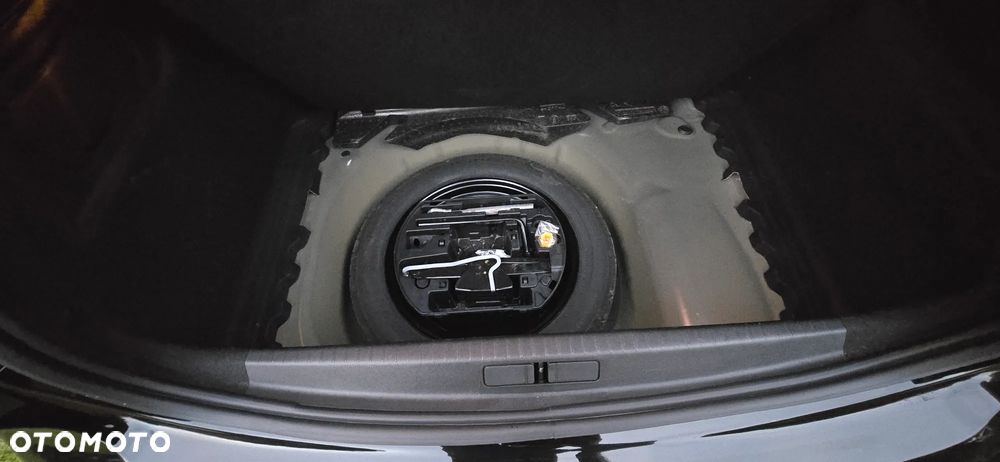 Peugeot 208 - 19