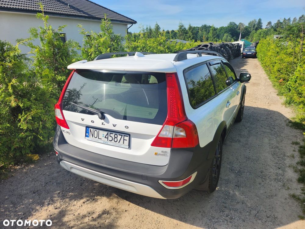 Volvo XC 70 3.2 AWD Momentum - 4