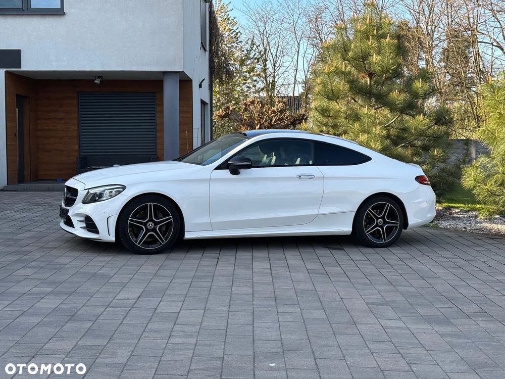Mercedes-Benz Klasa C 300 9G-TRONIC AMG Line Plus - 3